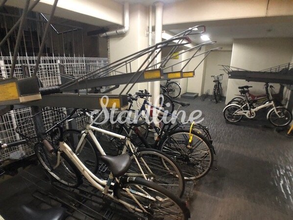 カスタリア新富町IIIの物件内観写真